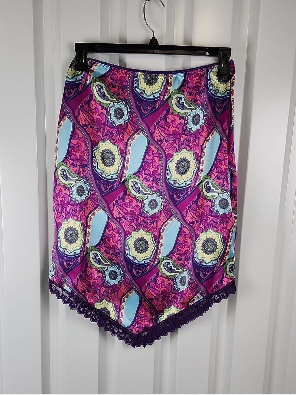 Xhilaration Womens Y2K Purple Pink Paisley Lace Trim Skirt Size Medium Vintage